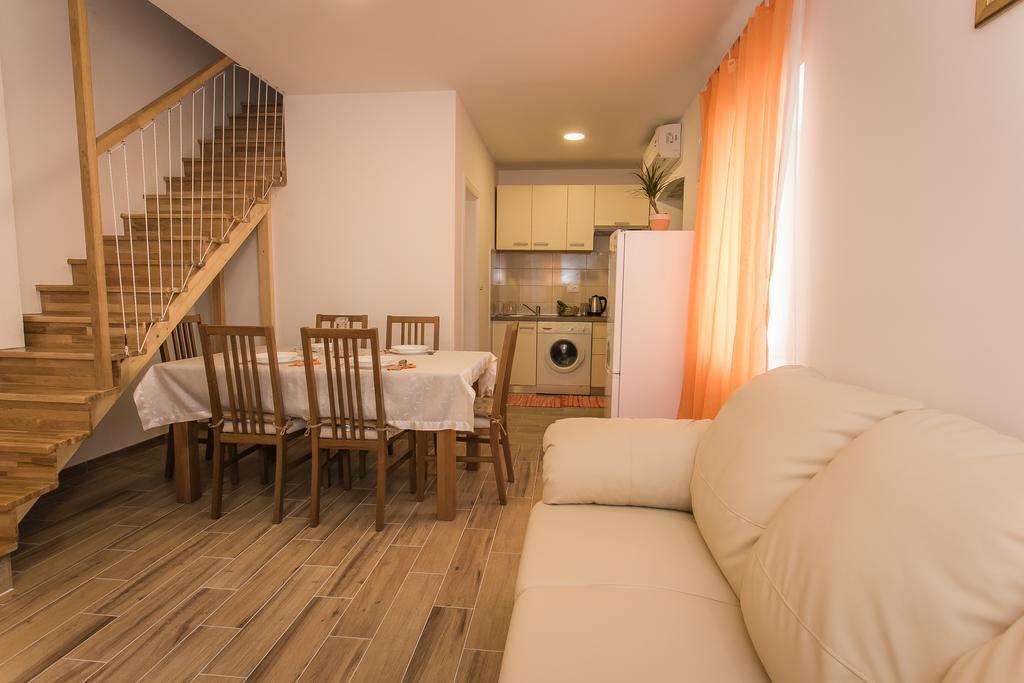 טרוגיר Apartments Marin מראה חיצוני תמונה